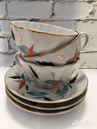 Чайные пары лфз На лугу