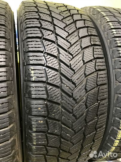 Michelin X-Ice Snow 215/55 R17 98H