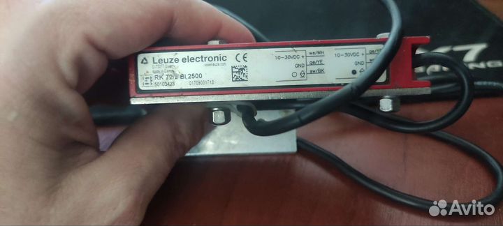 Фотоэлектрический датчик Leuze Electronic