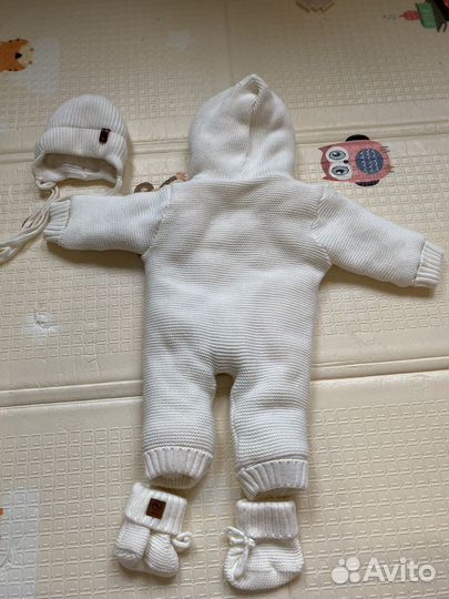 Вязаный комбинезон для новорожденного 56-62