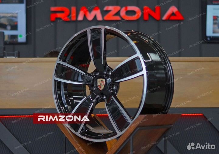 Кованые диски R21 на Porsche Taycan