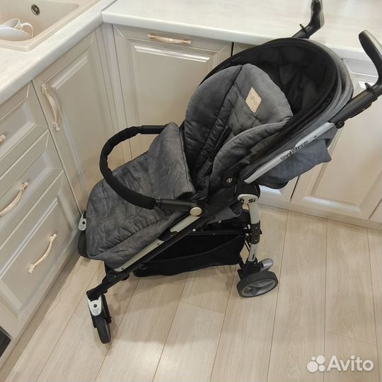 Прогулочная коляска peg perego si