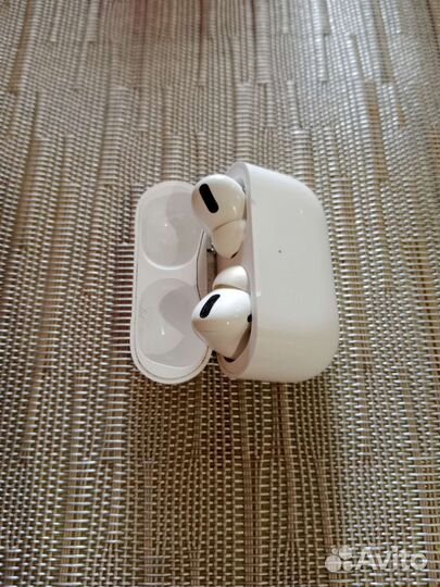 Беспроводные наушники apple airpods pro