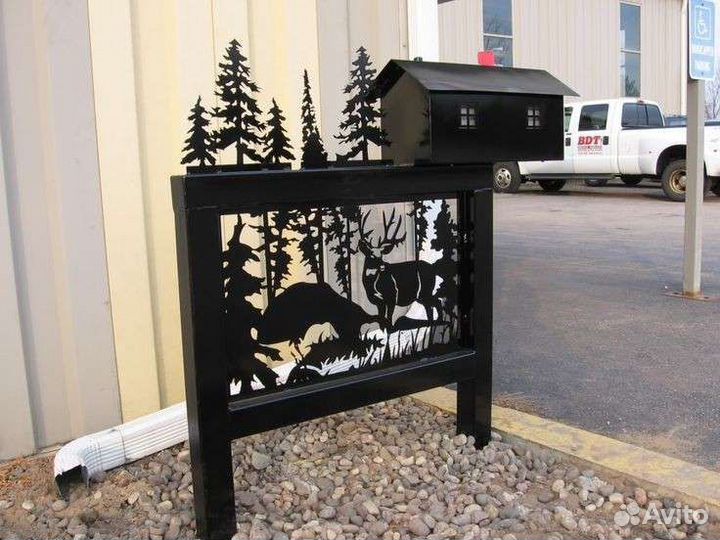 Почтовый ящик со стойкой