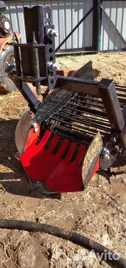 Продам картофелекопалку