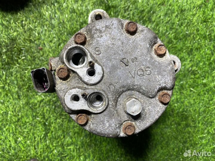 Компрессор кондиционера Skoda Octavia A4