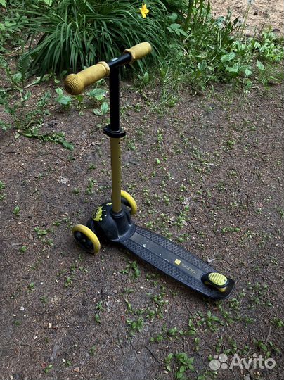 Самокат y scoo