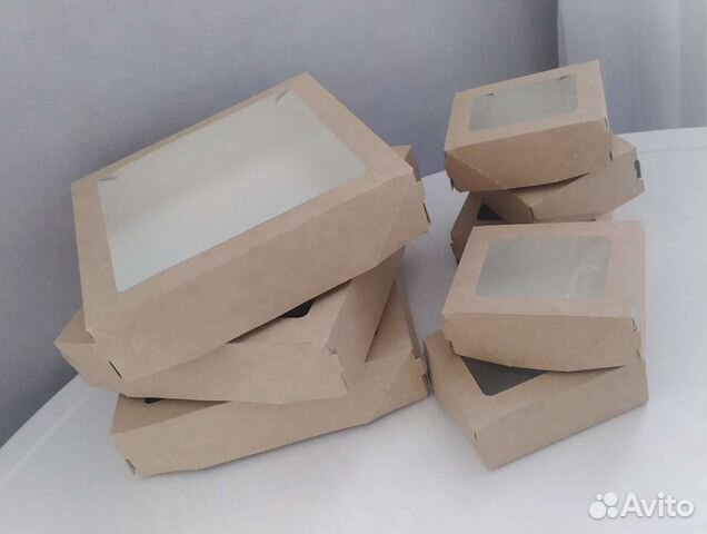 Крафтовая коробка с окошком