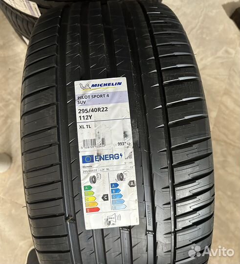 Michelin Pilot Sport 4 SUV 295/40 R22