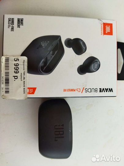 Беспроводные наушники JBL wave buds