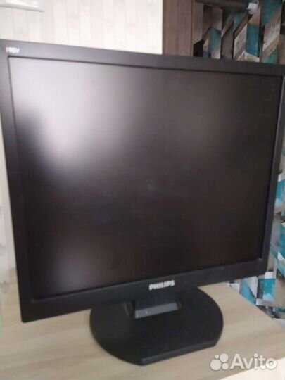 Монитор philips 19