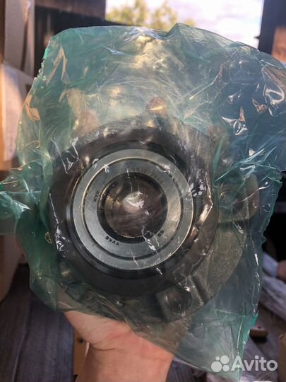 Ступица заднего колеса с подшипником новая