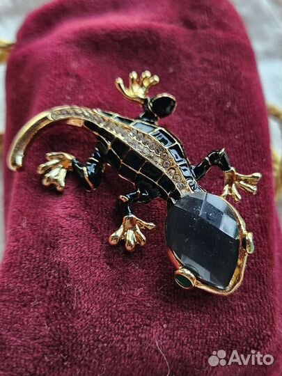 Брошка Ящерица