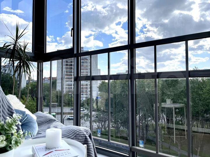 2-к. квартира, 54 м², 4/19 эт.