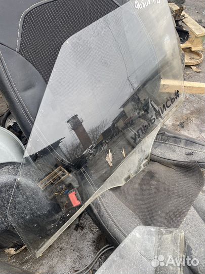 Стекло переднее левое Skoda Fabia 2