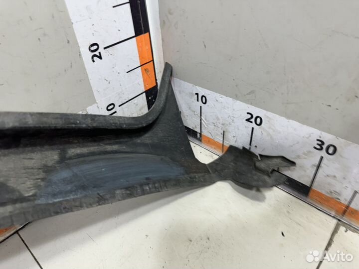 Водосток лобового стекла (жабо) BMW 7 E65/E66