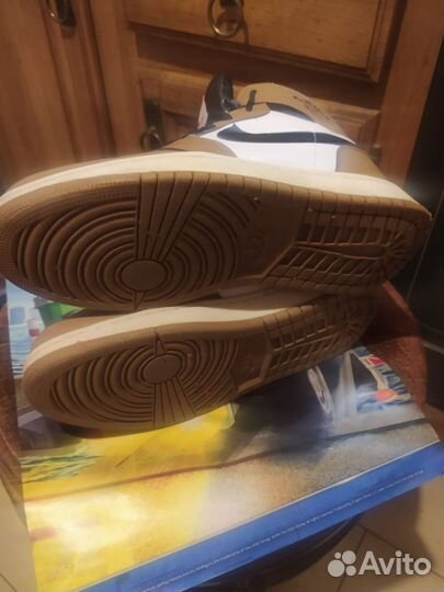 Джорданы кросовки