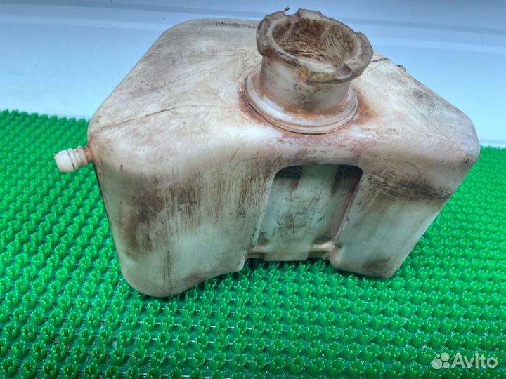 Бачок расширительный Иж Ода 2126 1998