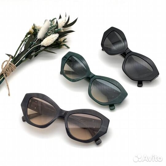 Очки женские Valentino