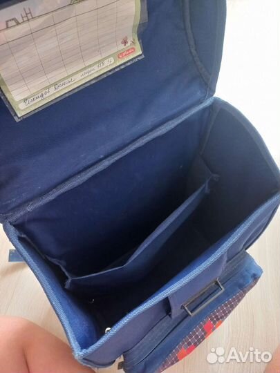 Рюкзак с ортопедической спинкой облегченный