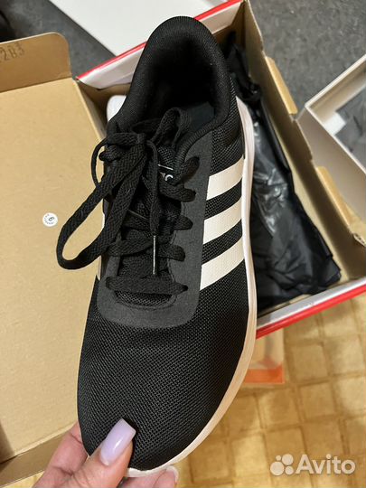 Кроссовки женские Adidas