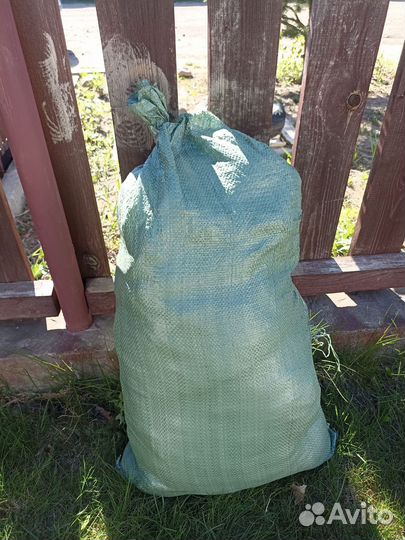 Вещи для девочки и обувь