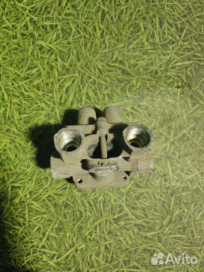 Клапан защитный 4-х контурный MAN TGX 2016