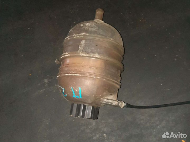 Расширительный бачок Peugeot 206