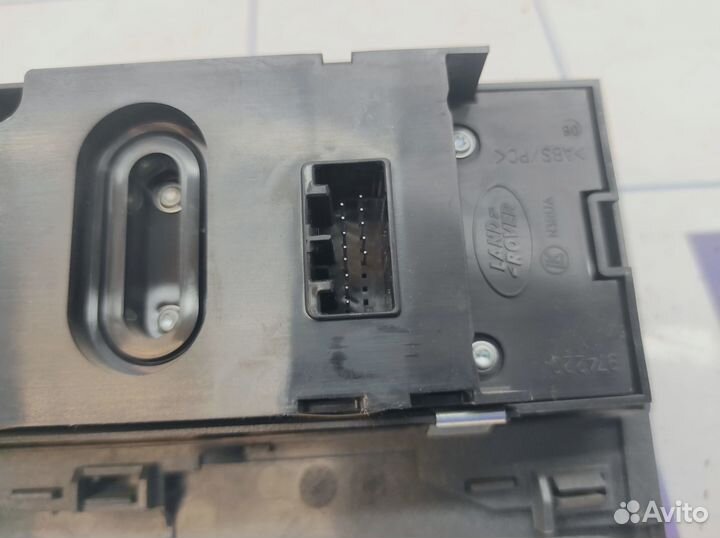 Блок кнопок Land Rover Range Rover (L322) YUL50127