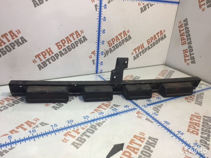 Форд Фокус Кронштейн Бампера заднего