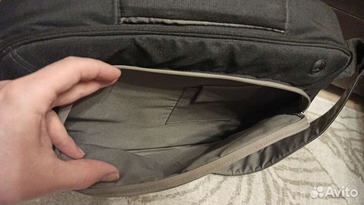 Сумка для ноутбука 17.3 Belkin