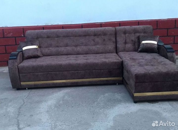 Диван угловой раскладной в наличии