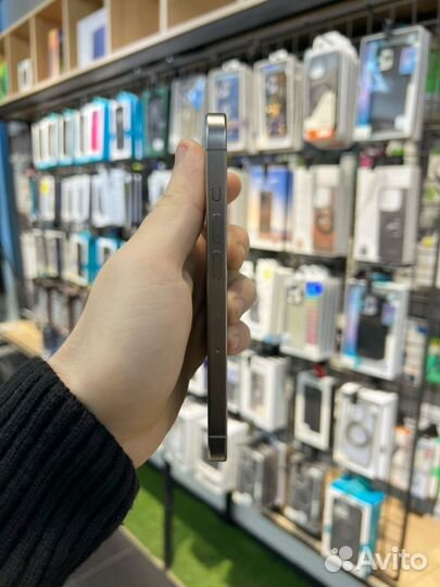 iPhone 15 Pro, 128 ГБ