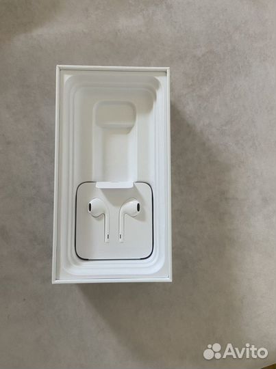 Наушники EarPods с разъёмом Lightning