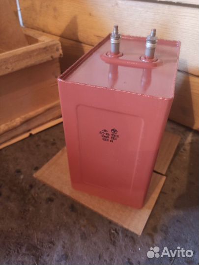 Конденсатор К75-40А