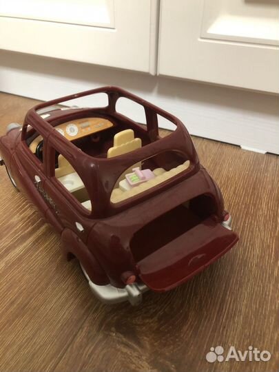 Sylvanian families машина