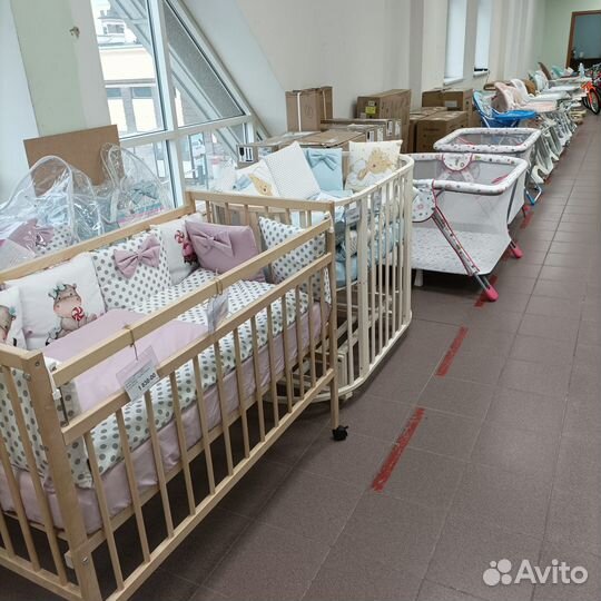 Детская овальная кроватка трансформер