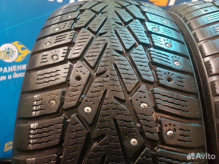 Nokian Tyres Hakkapeliitta 7 215/55 R17