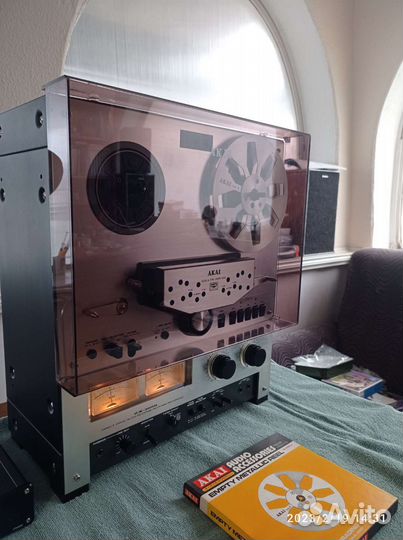 Катушечный магнитофон Akai GX- 266D комплект