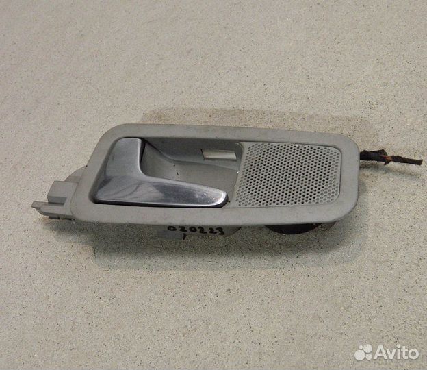 Ручка двери зад. левой внутр. Audi A8 D2