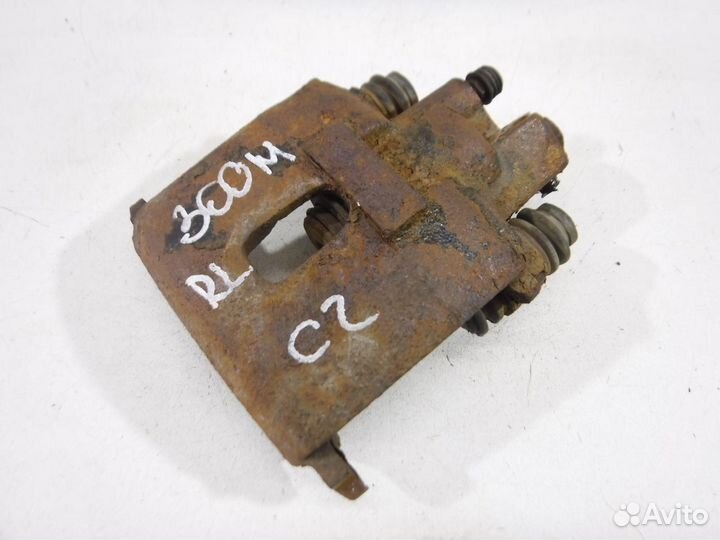 Суппорт передний левый Chrysler 300M