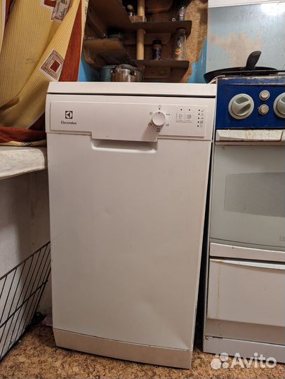 Посудомоечная машина Electrolux ESF9420LOW белая