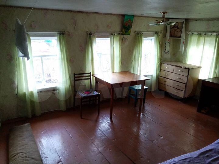 Дом 27 м² на участке 11 сот.