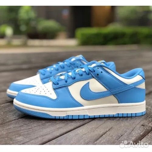 Nike sb Dunk low university blue