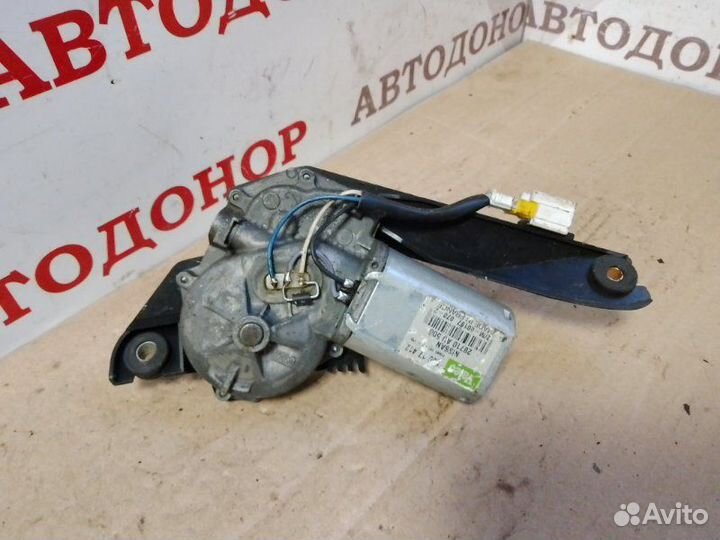 Моторчик дворника задний Nissan Primera P12