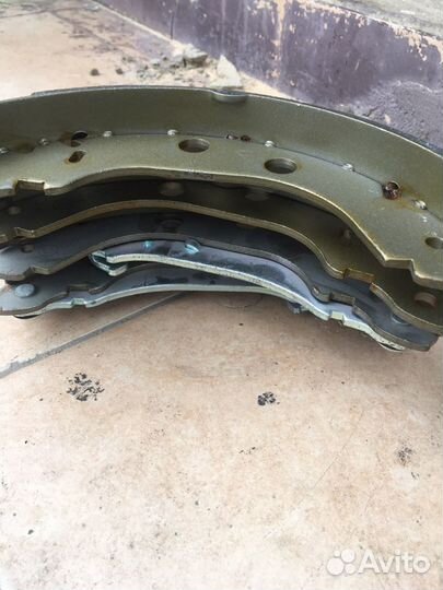 Тормозные колодки задние Nissan Primera ll (P11)