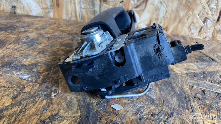 Ручка наружная двери передней правой Mercedes-Benz