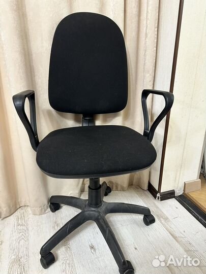 Компьютерное кресло