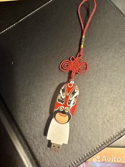 Подарочная флешка usb 16гб новая