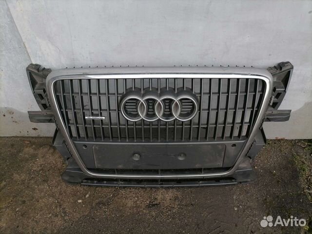 Решетка радиатора audi q5 2010 г. в